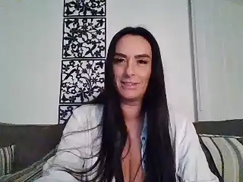 Layla Gilf Mae online show from 03.14.25