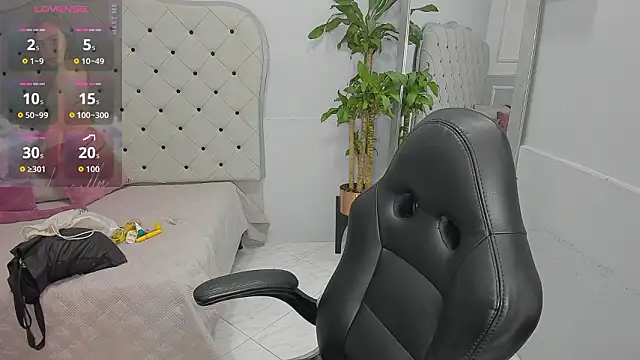 lucelly 15 online show from 02.12.26