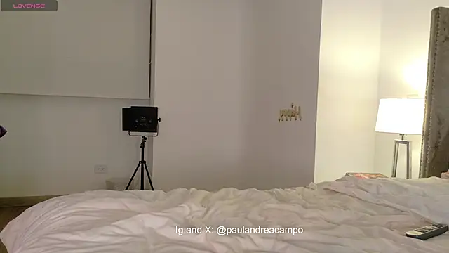 PauLaaCam online show from 10.19.25