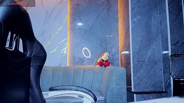 Anni acker b online show from 04.20.26