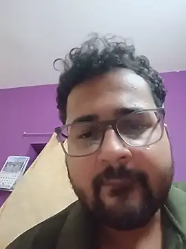 Snapshot of susthovai chatting on 05.30.26 susthovai online show from 05.30.26