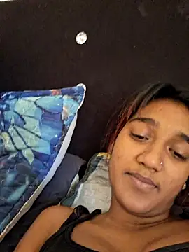 indianpink lips online show from 07.08.26