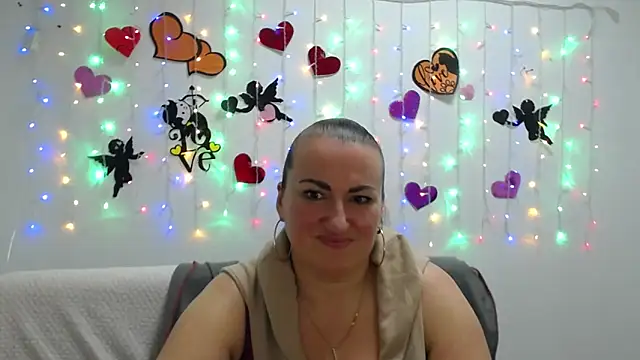 DianaMGG online show from 03.05.25