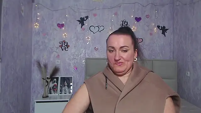 DianaMGG online show from 03.09.25