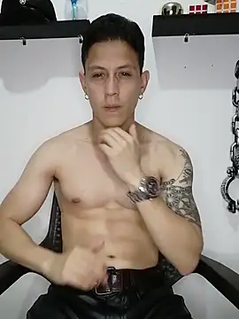 Snapshot of Mr-Eros-Master chatting on 03.10.25 Mr-Eros-Master online show from 03.10.25