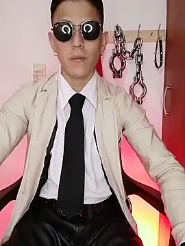 Snapshot of Mr-Eros-Master chatting on 03.21.25 Mr-Eros-Master online show from 03.21.25
