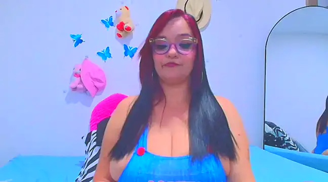 Snapshot of Veronica_Milf1 chatting on 02.18.25 Veronica Milf1 online show from 02.18.25