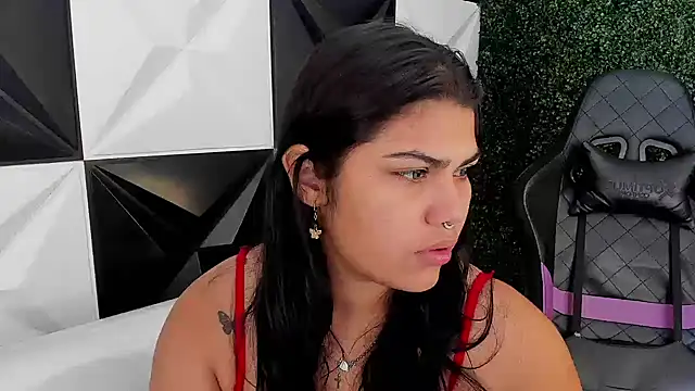 Snapshot of melany_rouse18 chatting on 10.10.25 melany rouse18 online show from 10.10.25