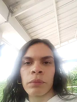 Liah Evans online show from 10.12.25