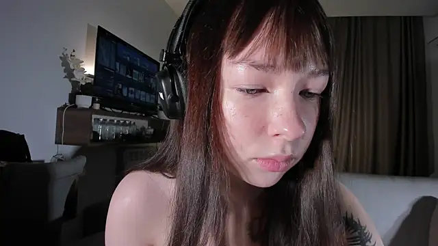 Sindy Juxx online show from 04.14.26