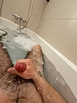 Lezoz  online show from 03.08.25