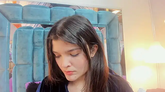 Snapshot of ARTEMISAKIM chatting on 03.18.25 ARTEMISAKIM online show from 03.18.25