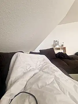 DerechteJunge online show from 02.15.26