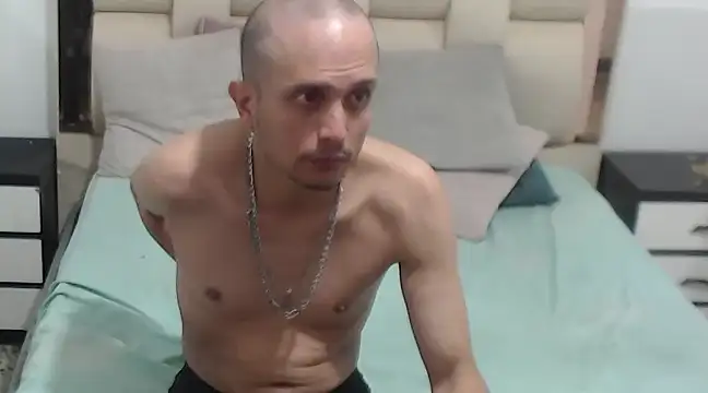 JhonTorres018 online show from 02.14.25