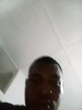 Snapshot of bosszonke123 chatting on 11.12.25 bosszonke123 online show from 11.12.25