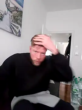 xXCR07xX online show from 02.14.25