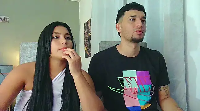 Snapshot of Reina_paola chatting on 02.16.25 Reina paola online show from 02.16.25