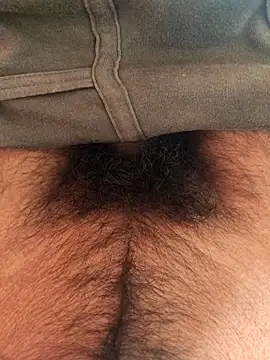 Snapshot of cocktony chatting on 02.19.25 cocktony online show from 02.19.25