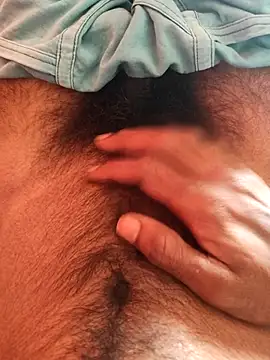 Snapshot of cocktony chatting on 02.21.25 cocktony online show from 02.21.25