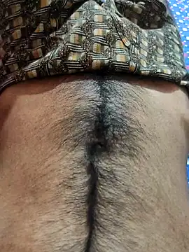 Snapshot of cocktony chatting on 10.22.25 cocktony online show from 10.22.25