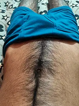 Snapshot of cocktony chatting on 10.30.25 cocktony online show from 10.30.25