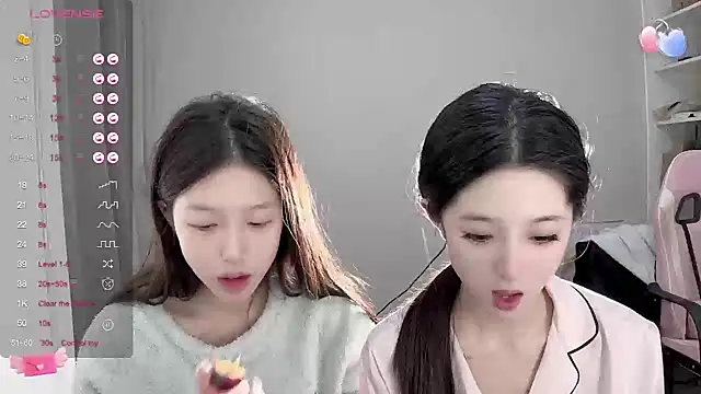 YaYa-521 online show from 09.26.25