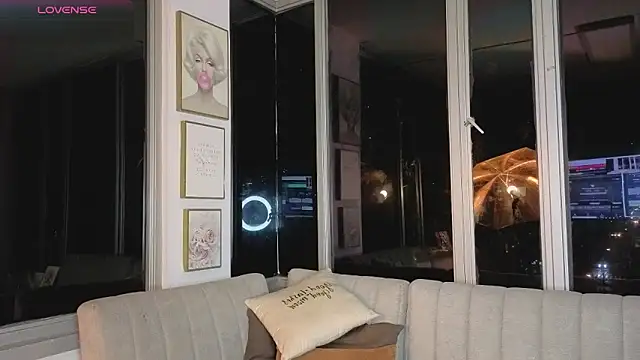 Ivanna West online show from 02.03.26