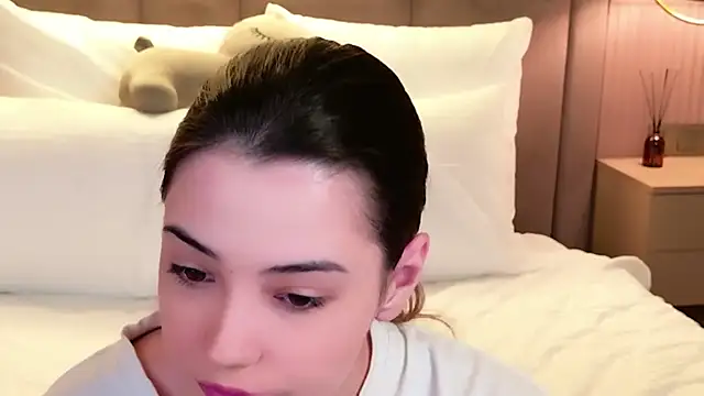 Alice Deleon online show from 11.26.25