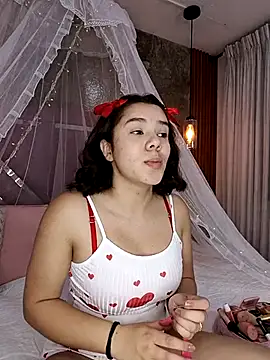 Snapshot of EmmaSulivan chatting on 03.01.25 EmmaSulivan online show from 03.01.25