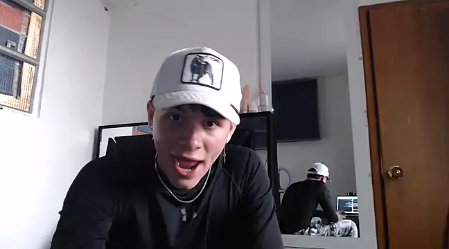 Snapshot of Smith_boy_25 chatting on 02.20.25 Smith boy 25 online show from 02.20.25