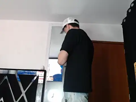 Snapshot of Smith_boy_25 chatting on 03.03.25 Smith boy 25 online show from 03.03.25