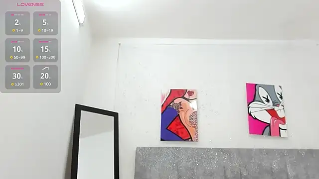 Snapshot of Chloe_diamondss chatting on 03.23.25 Chloe diamondss online show from 03.23.25