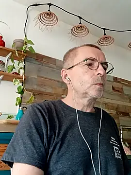 Xavspank2 online show from 09.10.25