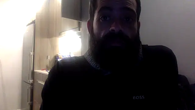 Snapshot of guccititi chatting on 09.23.25 guccititi online show from 09.23.25