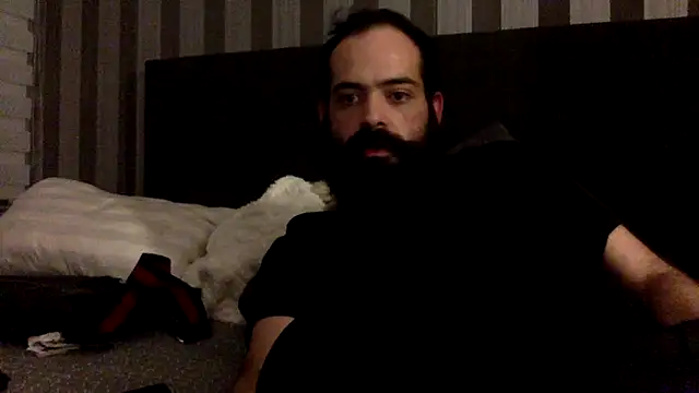 Snapshot of guccititi chatting on 10.01.25 guccititi online show from 10.01.25