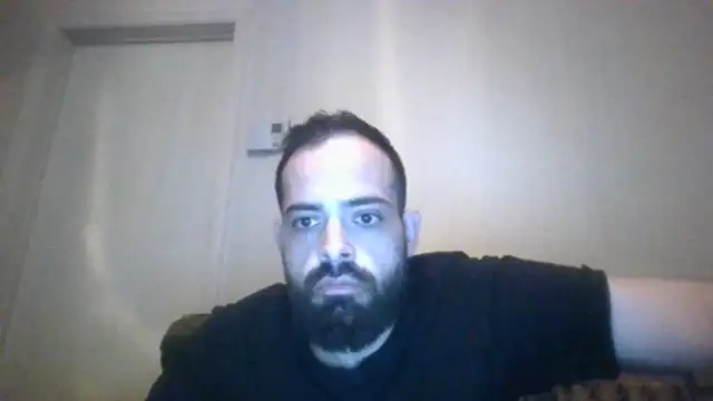 Snapshot of guccititi chatting on 10.27.25 guccititi online show from 10.27.25