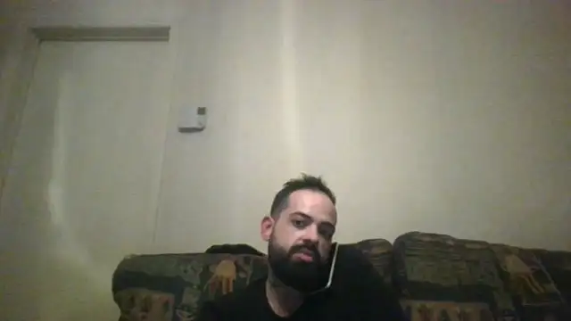 Snapshot of guccititi chatting on 10.29.25 guccititi online show from 10.29.25