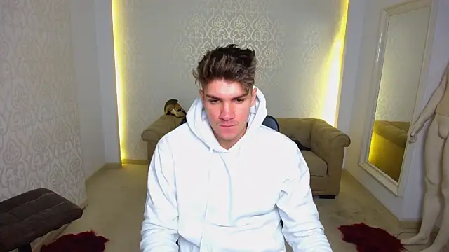 MaxKaiden online show from 01.16.26