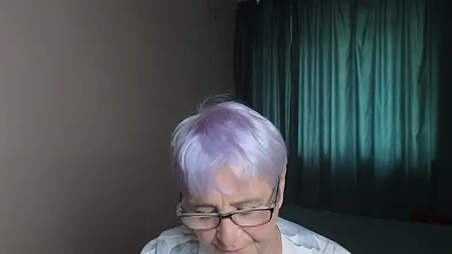 Sandra Snowflake online show from 10.10.25