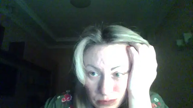 Snapshot of Mary888x chatting on 03.03.25 Mary888x online show from 03.03.25