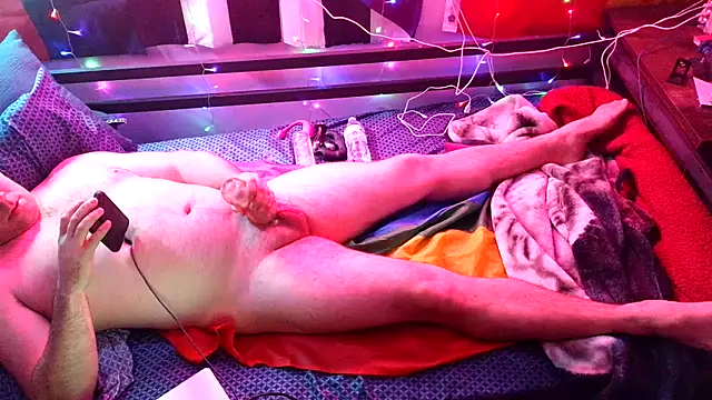 Snapshot of cumfun110 chatting on 11.16.25 cumfun110 online show from 11.16.25