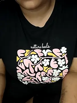 Sassy-soumu online show from 02.28.25