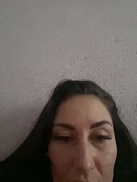 Snapshot of Veronicavirus chatting on 02.23.25 Veronicavirus online show from 02.23.25