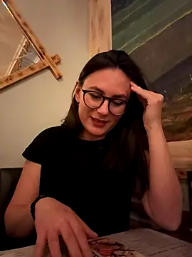 Snapshot of AvaFlowers6 chatting on 11.08.25 AvaFlowers6 online show from 11.08.25