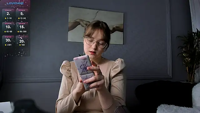 Rada Woods online show from 02.22.25