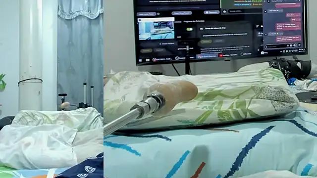 Snapshot of afroditacute15 chatting on 03.21.25 afroditacute15 online show from 03.21.25