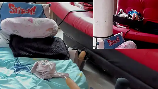 Snapshot of afroditacute15 chatting on 10.01.25 afroditacute15 online show from 10.01.25