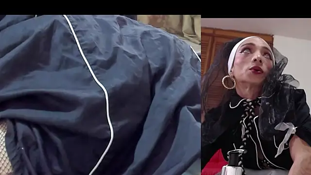 Snapshot of afroditacute15 chatting on 10.28.25 afroditacute15 online show from 10.28.25