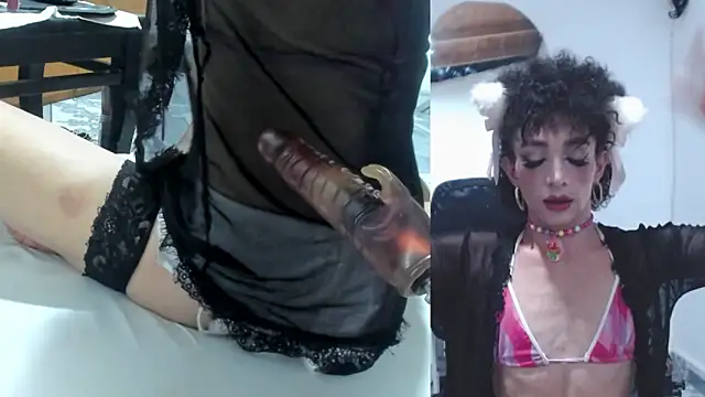 Snapshot of afroditacute15 chatting on 11.19.25 afroditacute15 online show from 11.19.25