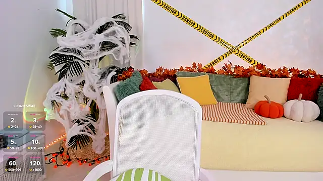 Snapshot of angel_claire chatting on 10.23.25 angel claire online show from 10.23.25